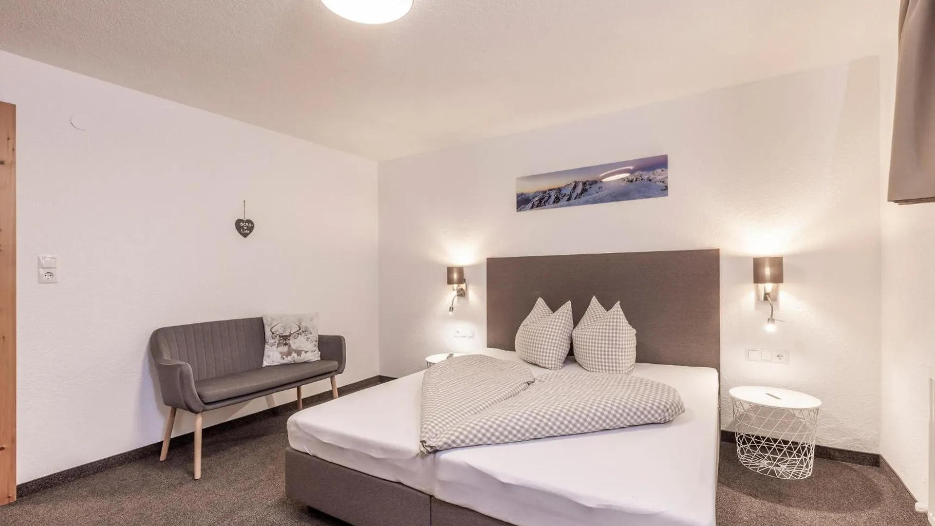 Pensjonat Hotel Vizensn Living Sölden