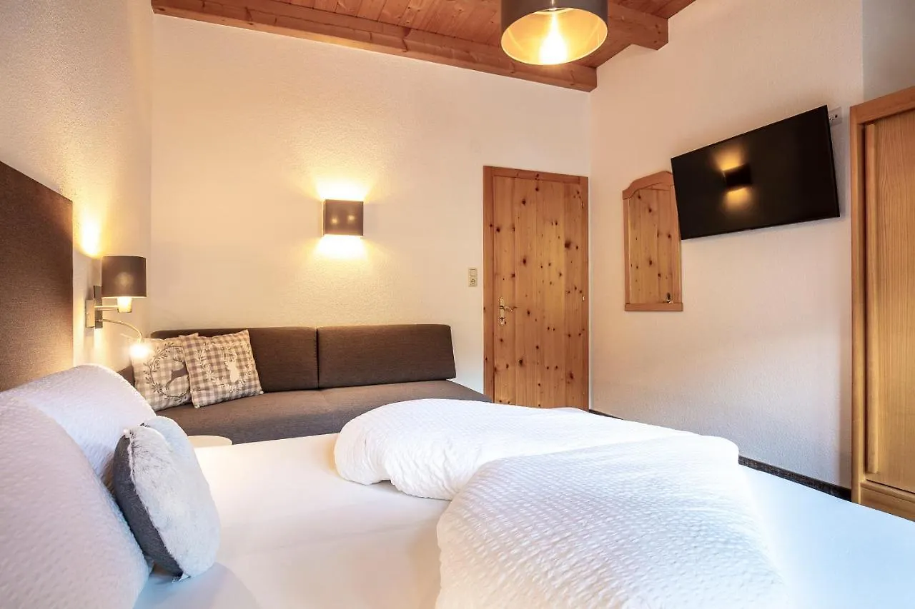 Vizensn Living Otel Sölden Konukevi