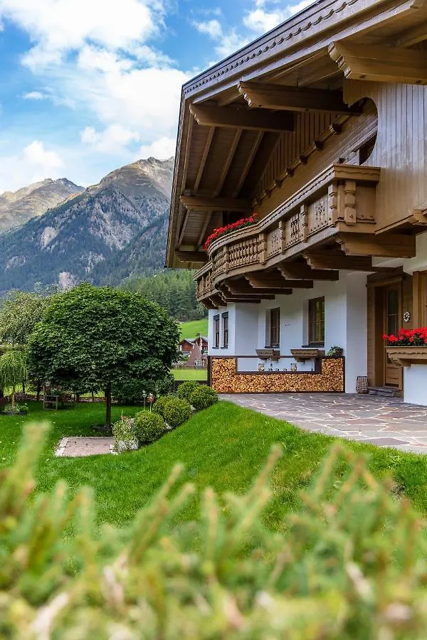 Gasthuis Vizensn Living Hotel Sölden