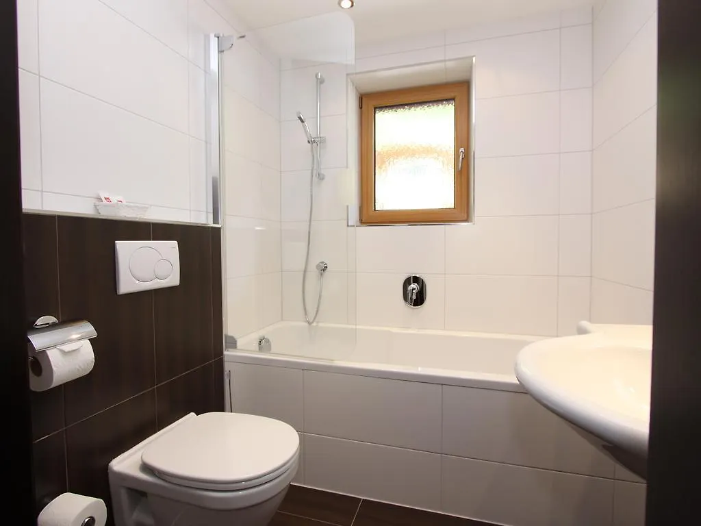 Vizensn Living Hotel Sölden 3*,