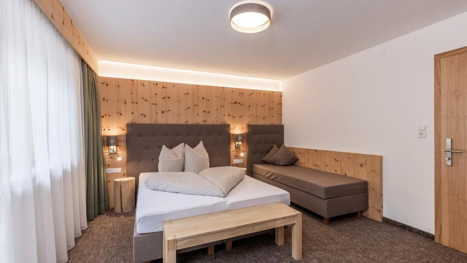 Vizensn Living Otel Sölden Avusturya