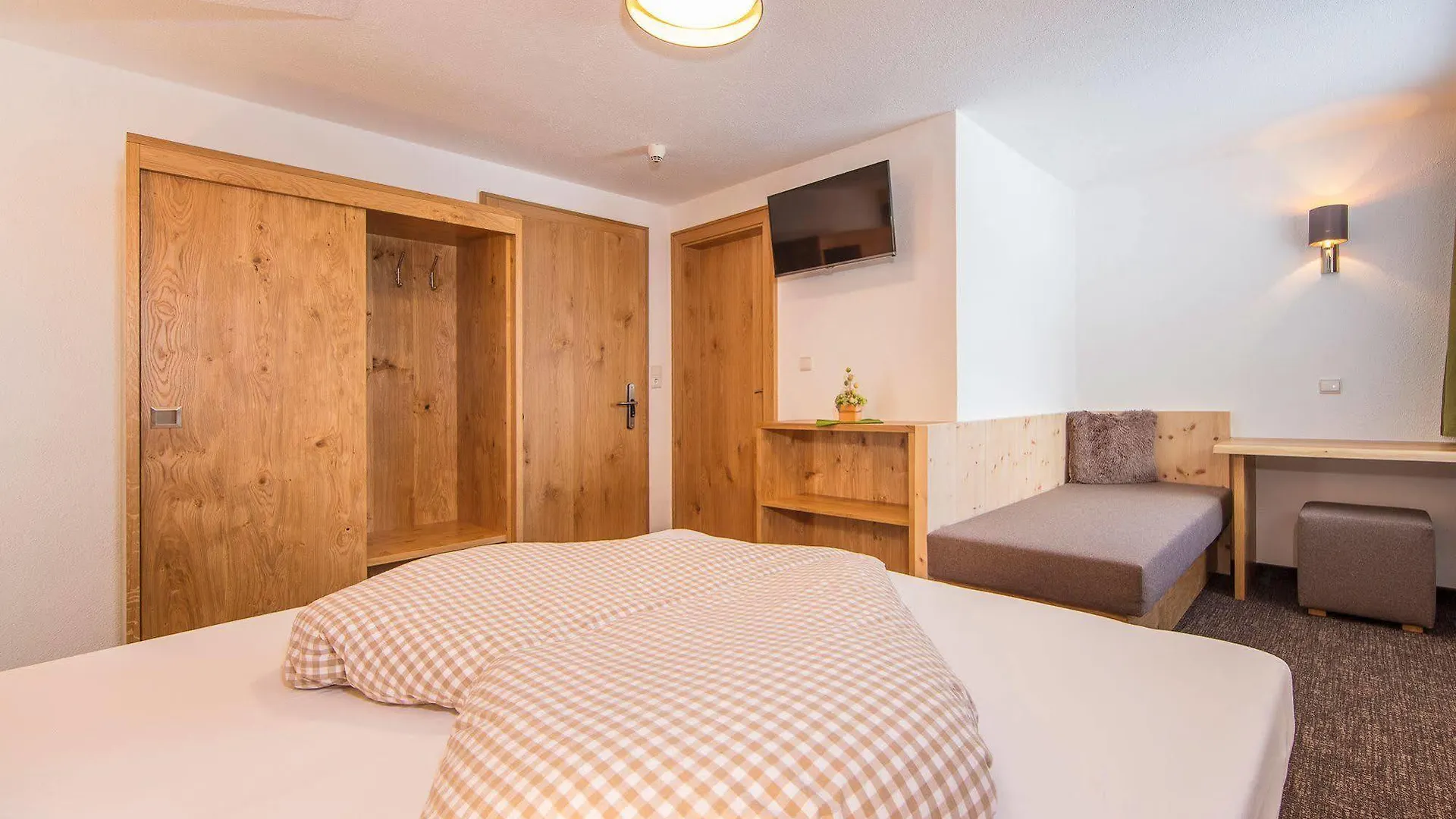 Gasthuis Vizensn Living Hotel Sölden