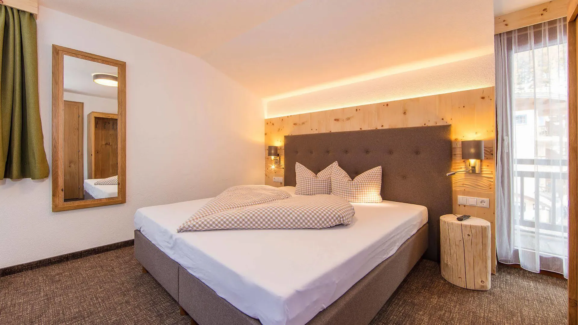 Guest house Vizensn Living